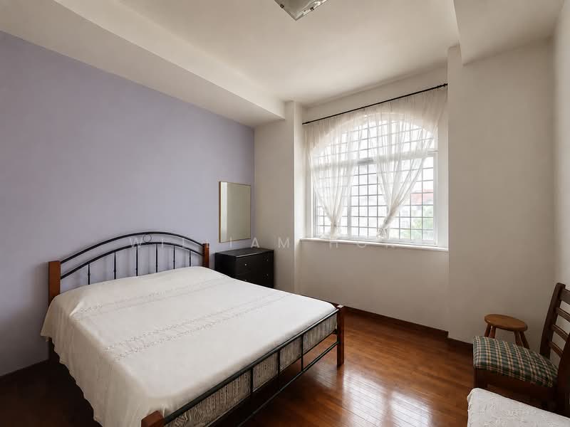 3-storey Inter-terrace near Serangoon MRT, Nex & Maris Stella & PLMGS, 3-storey Inter-terrace near Serangoon MRT, Nex & Maris Stella & PLMGS, 4 Bedrooms, 2,300 sqft, Terraced House For Sale, by William Hong, 500198259 - Bedroom - PropertyGuru.com.sg