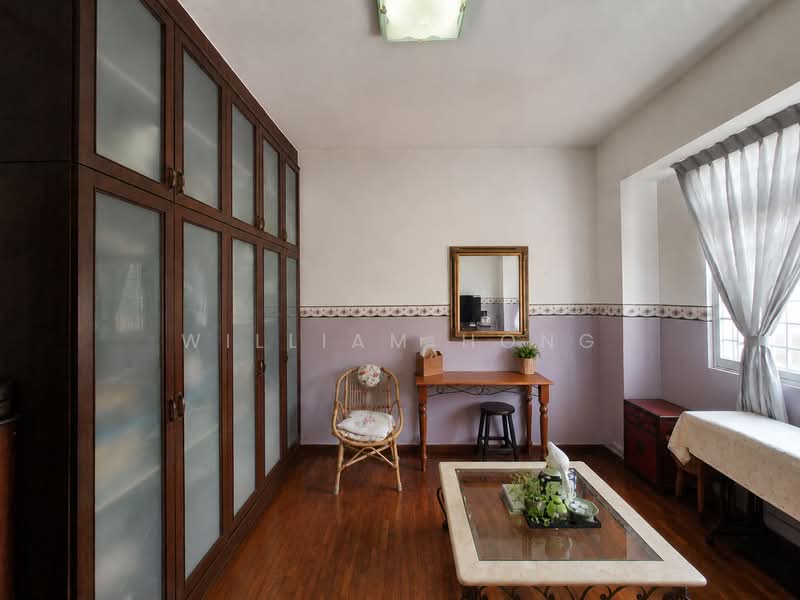 3-storey Inter-terrace near Serangoon MRT, Nex & Maris Stella & PLMGS, 3-storey Inter-terrace near Serangoon MRT, Nex & Maris Stella & PLMGS, 4 Bedrooms, 2,300 sqft, Terraced House For Sale, by William Hong, 500198259 - Living Room - PropertyGuru.com.sg
