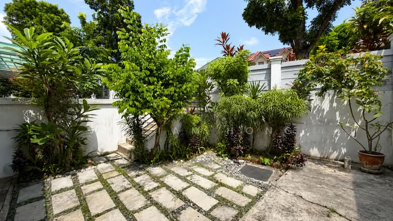3-storey Inter-terrace near Serangoon MRT, Nex & Maris Stella & PLMGS, 3-storey Inter-terrace near Serangoon MRT, Nex & Maris Stella & PLMGS, 4 Bedrooms, 2,300 sqft, Terraced House For Sale, by William Hong, 500198259 - Garden - PropertyGuru.com.sg
