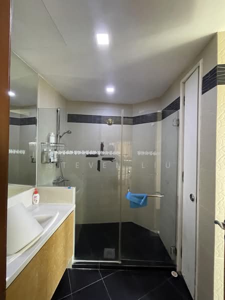 Orchard Bel Air, 245 Orchard Boulevard, Room Rental, 450 sqft, Condominium For Rent, by Steven Liu, 500198289 - Bathroom - PropertyGuru.com.sg