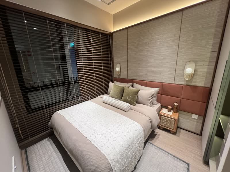 Bloomsbury Residences, 61 Media Circle, 2 Bedrooms, 678 sqft, Apartment For Sale, by Keith Ong, 500198290 - Bedroom - PropertyGuru.com.sg