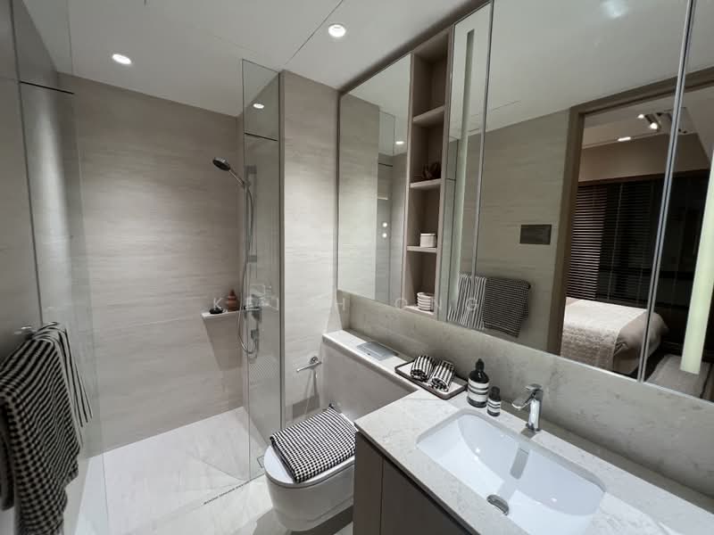 Bloomsbury Residences, 61 Media Circle, 2 Bedrooms, 678 sqft, Apartment For Sale, by Keith Ong, 500198290 - Bathroom - PropertyGuru.com.sg