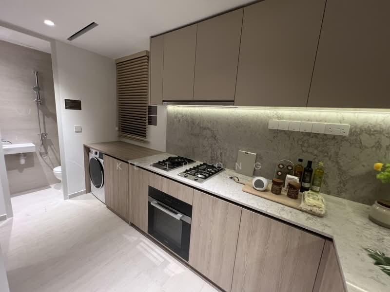 Bloomsbury Residences, 61 Media Circle, 4 Bedrooms, 1,421 sqft, Apartment For Sale, by Keith Ong, 500198299 - Kitchen - PropertyGuru.com.sg