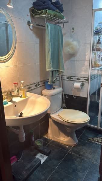 Westmere, 75 Jurong East Street 13, 3 Bedrooms, 1,206 sqft, Condominium For Sale, by Jann Neo, 500198309 - Bathroom - PropertyGuru.com.sg