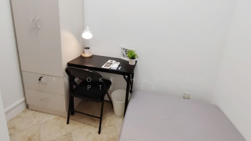 Parc Oasis, 43 Jurong East Avenue 1, Room Rental, 100 sqft, Condominium For Rent, by Bespoke Habitat Pte Ltd, 500198324 - 11-02 ECON1 - PropertyGuru.com.sg