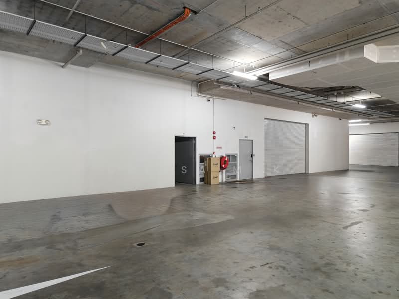 Proxima @ Gambas, 50 Gambas Crescent, 1,776 sqft, Light Industrial (B1) For Sale, by Gressa Mak, 500198333 - Car Park - CommercialGuru.com.sg
