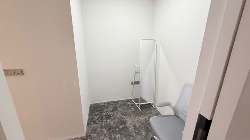 19 Nassim, 19 Nassim Hill, 1 Bedroom, 646 sqft, Condominium For Rent, by Justin Kong, 500198360 - PropertyGuru.com.sg