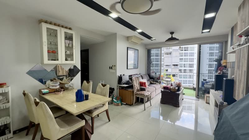 Lake Life, 4 Tao Ching Road, 4 Bedrooms, 1,249 sqft, Executive Condominium For Sale, by Seth Chung, 500198361 - Living Room - PropertyGuru.com.sg