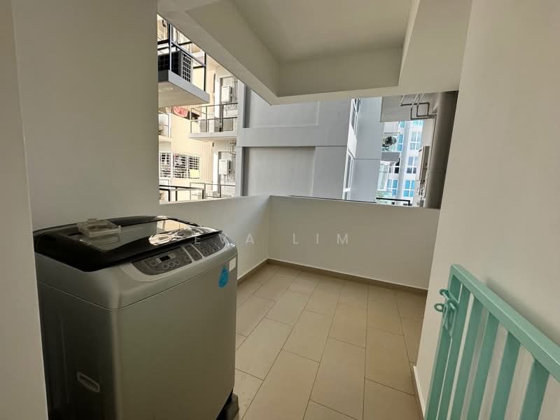 Waterview, 87 Tampines Avenue 1, 3 Bedrooms, 1,130 sqft, Condominium For Rent, by Eva Lim, 500198385 - PropertyGuru.com.sg