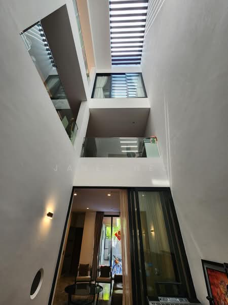 Near Springleaf Collection, Meng suan road, 6 Bedrooms, 3,950 sqft, Terraced House For Sale, by Janet Neo, 500198394 - Interior - PropertyGuru.com.sg