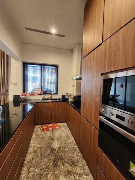 Near Springleaf Collection, Meng suan road, 6 Bedrooms, 3,950 sqft, Terraced House For Sale, by Janet Neo, 500198394 - Kitchen - PropertyGuru.com.sg