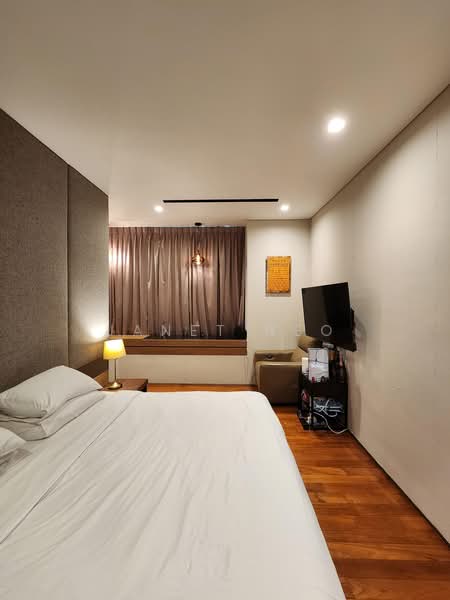 Near Springleaf Collection, Meng suan road, 6 Bedrooms, 3,950 sqft, Terraced House For Sale, by Janet Neo, 500198394 - Bedroom - PropertyGuru.com.sg
