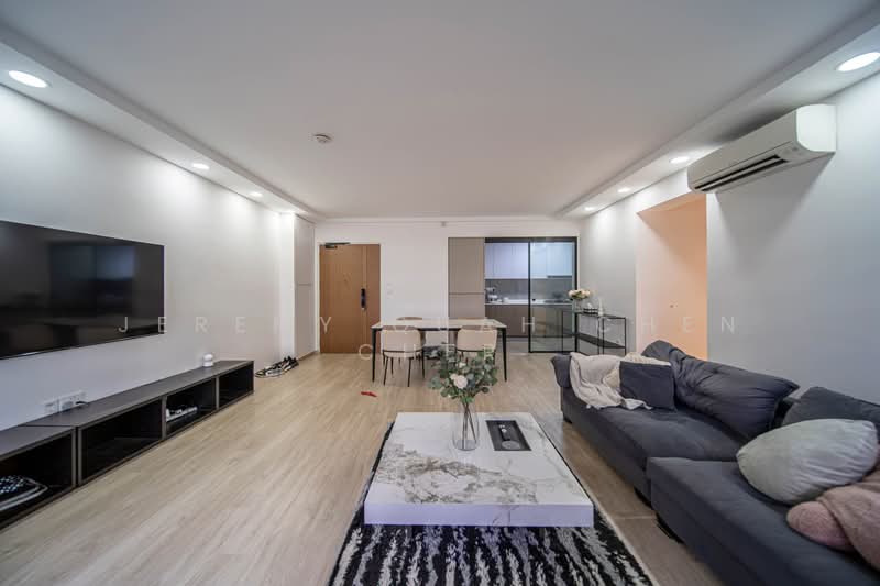 619A Tampines Street 61, 619A Tampines Street 61, 3 Bedrooms, 1,216 sqft, HDB Flat For Sale, by Jeremy Quah Chen Cher, 500198401 - Living Room - PropertyGuru.com.sg