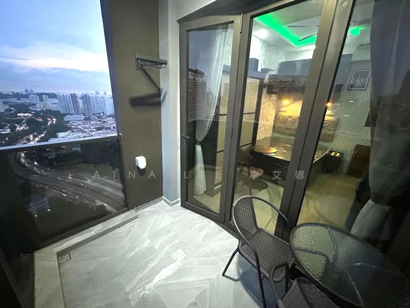 Brand New Studios near Chinatown and Outram Park MRT, , Studio, 350 sqft, Condominium For Rent, by Aina Lie 李艾娜, 500198403 - Balcony - PropertyGuru.com.sg