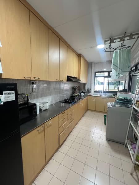 7 Pine Close, 7 Pine Close, 3 Bedrooms, 1,033 sqft, HDB Flat For Sale, by Clemens Khoo, 500198413 - Kitchen - PropertyGuru.com.sg