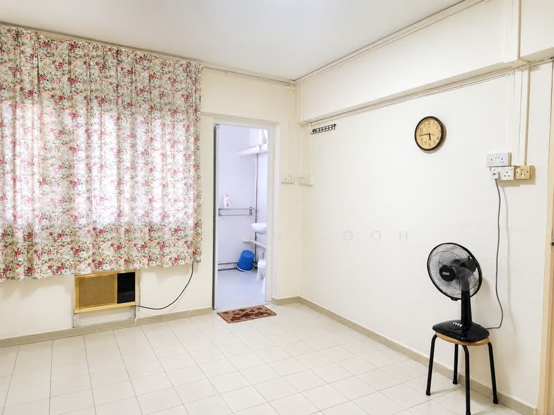 105 Potong Pasir Avenue 1, 105 Potong Pasir Avenue 1, 2 Bedrooms, 796 sqft, HDB Flat For Sale, by Qristine Goh, 500198418 - Interior - PropertyGuru.com.sg