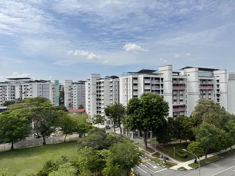267 Tampines Street 21, 267 Tampines Street 21, 2 Bedrooms, 850 sqft, HDB Flat For Sale, by Shirley Ang, 500198419 - Exterior - PropertyGuru.com.sg