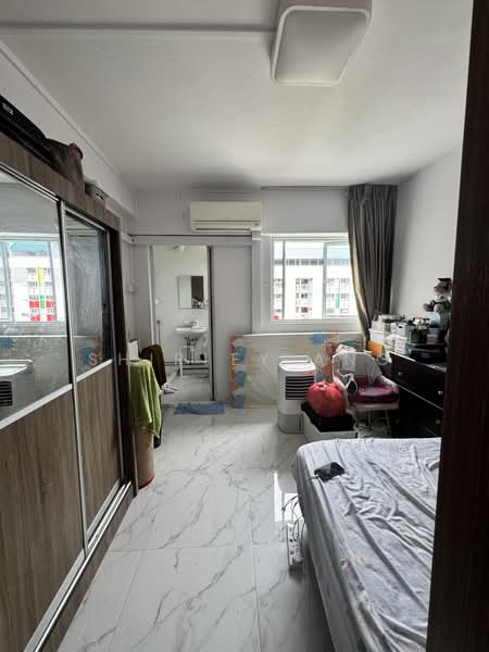 267 Tampines Street 21, 267 Tampines Street 21, 2 Bedrooms, 850 sqft, HDB Flat For Sale, by Shirley Ang, 500198419 - Bedroom - PropertyGuru.com.sg