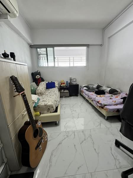 267 Tampines Street 21, 267 Tampines Street 21, 2 Bedrooms, 850 sqft, HDB Flat For Sale, by Shirley Ang, 500198419 - Bedroom - PropertyGuru.com.sg