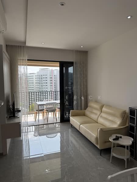 Sengkang Grand Residences, 88 Compassvale Bow, 2 Bedrooms, 764 sqft, Condominium For Sale, by Frederick Yap, 500198429 - Living Room - PropertyGuru.com.sg