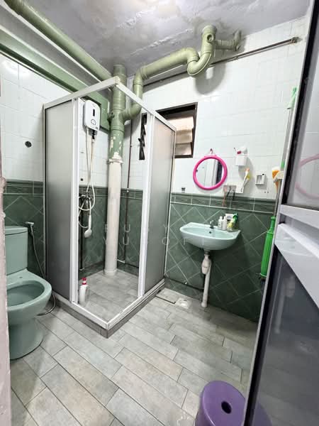 536 Woodlands Drive 14, 536 Woodlands Drive 14, 3 Bedrooms, 1,130 sqft, HDB Flat For Sale, by Rusydi Yusoff, 500198430 - Bathroom - PropertyGuru.com.sg