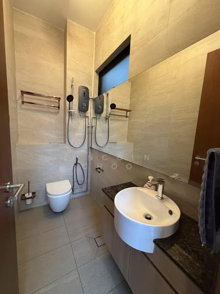 New Listing @ Serangoon Gardens ! 999yrs Modern SD w Basement & Lift @ Kingswear Ave, Serangoon gardens, 5 Bedrooms, 5,500 sqft, Semi-Detached House For Sale, by Lincoln Choo, 500198435 - PropertyGuru.com.sg
