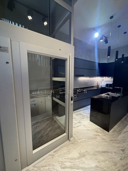 New Listing @ Serangoon Gardens ! 999yrs Modern SD w Basement & Lift @ Kingswear Ave, Serangoon gardens, 5 Bedrooms, 5,500 sqft, Semi-Detached House For Sale, by Lincoln Choo, 500198435 - PropertyGuru.com.sg