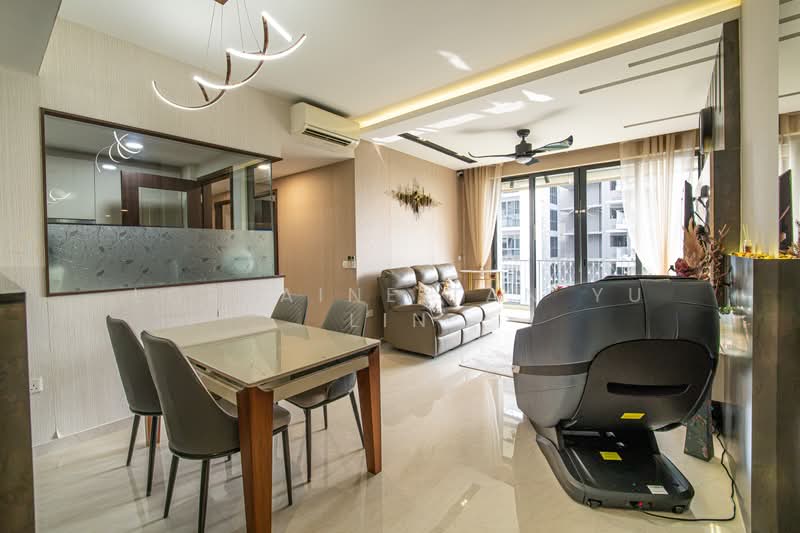 Signature At Yishun, 31 Yishun Street 51, 3 Bedrooms, 1,098 sqft, Executive Condominium For Sale, by Lorraine Tan Yu Lin, 500198442 - Living Room - PropertyGuru.com.sg