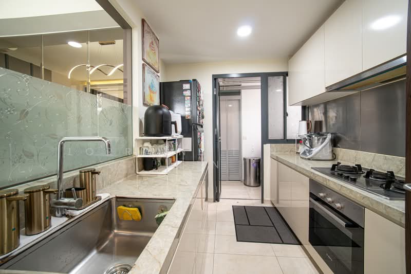 Signature At Yishun, 31 Yishun Street 51, 3 Bedrooms, 1,098 sqft, Executive Condominium For Sale, by Lorraine Tan Yu Lin, 500198442 - Kitchen - PropertyGuru.com.sg