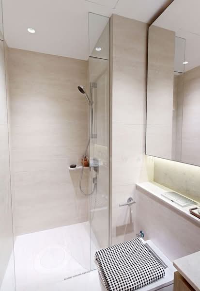 Bloomsbury Residences, 61 Media Circle, 2 Bedrooms, 678 sqft, Apartment For Sale, by Alvin Kwan, 500198447 - Bathroom - PropertyGuru.com.sg