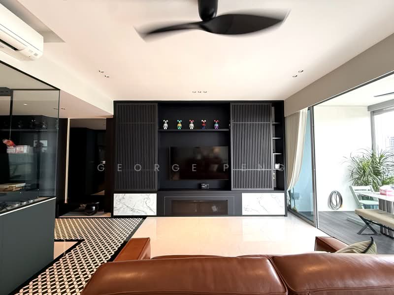 Vista Residences, 26 Jalan Datoh, 4 Bedrooms, 1,410 sqft, Condominium For Sale, by George Peng, 500198451 - Living Room - PropertyGuru.com.sg