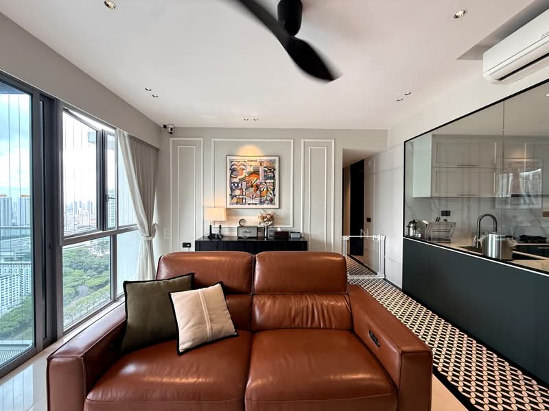 Vista Residences, 26 Jalan Datoh, 4 Bedrooms, 1,410 sqft, Condominium For Sale, by George Peng, 500198451 - Living Room - PropertyGuru.com.sg
