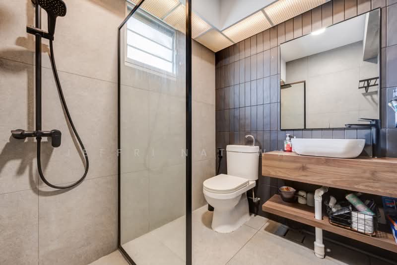 874B Tampines Street 85, 874B Tampines Street 85, 3 Bedrooms, 1,216 sqft, HDB Flat For Sale, by Jeffri Natawate, 500198456 - Bathroom - PropertyGuru.com.sg