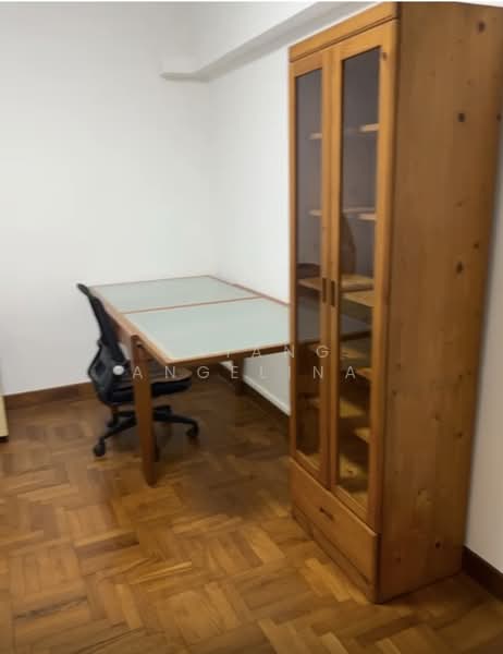 412 Commonwealth Avenue West, 412 Commonwealth Avenue West, Room Rental, 100 sqft, HDB Flat For Rent, by Chiang Angelina, 500198459 - Study - PropertyGuru.com.sg