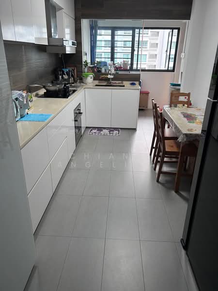 412 Commonwealth Avenue West, 412 Commonwealth Avenue West, Room Rental, 100 sqft, HDB Flat For Rent, by Chiang Angelina, 500198459 - Kitchen - PropertyGuru.com.sg
