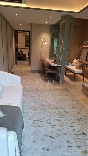 Dunearn House, 760 Dunearn Road, 2 Bedrooms, 667 sqft, Condominium For Sale, by Pauline Lim, 500198479 - Living Room - PropertyGuru.com.sg