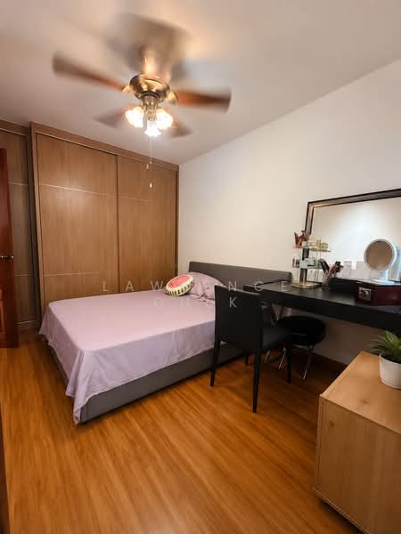 159 Woodlands Street 13, 159 Woodlands Street 13, 2 Bedrooms, 786 sqft, HDB Flat For Rent, by Lawrence Quek, 500198510 - Bedroom - PropertyGuru.com.sg