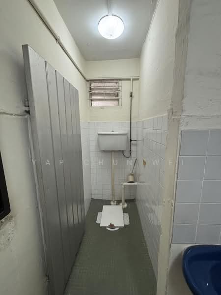57 New Upper Changi Rd, , 1,634 sqft, Shop / Shophouse For Sale, by Yap Chun Wei, 500198514 - Bathroom - CommercialGuru.com.sg