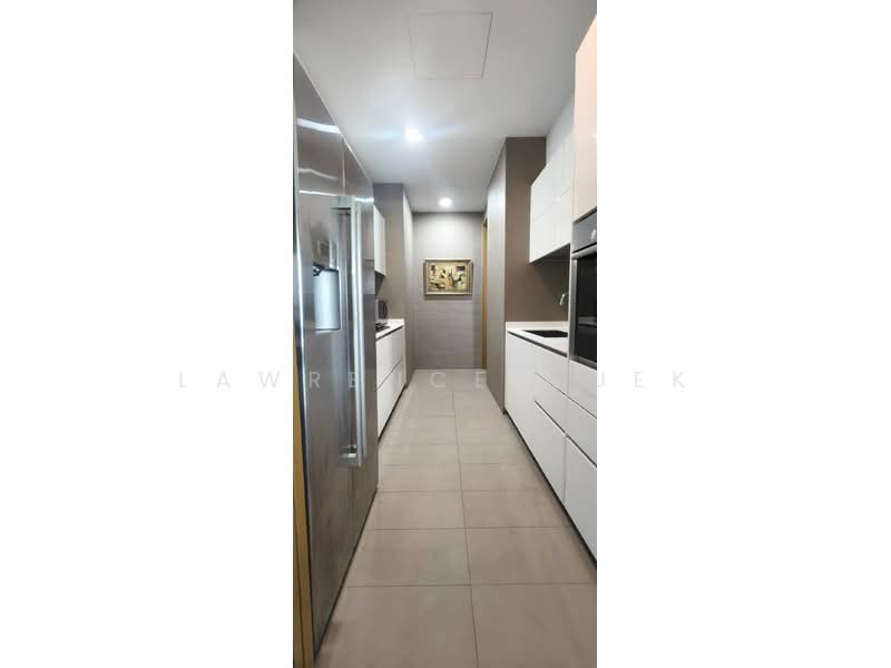 Skyline Residences, 608 Telok Blangah Road, Room Rental, 200 sqft, Condominium For Rent, by Lawrence Quek, 500198516 - Kitchen - PropertyGuru.com.sg