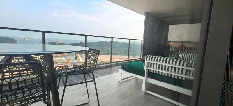 Skyline Residences, 608 Telok Blangah Road, Room Rental, 200 sqft, Condominium For Rent, by Lawrence Quek, 500198516 - Balcony - PropertyGuru.com.sg