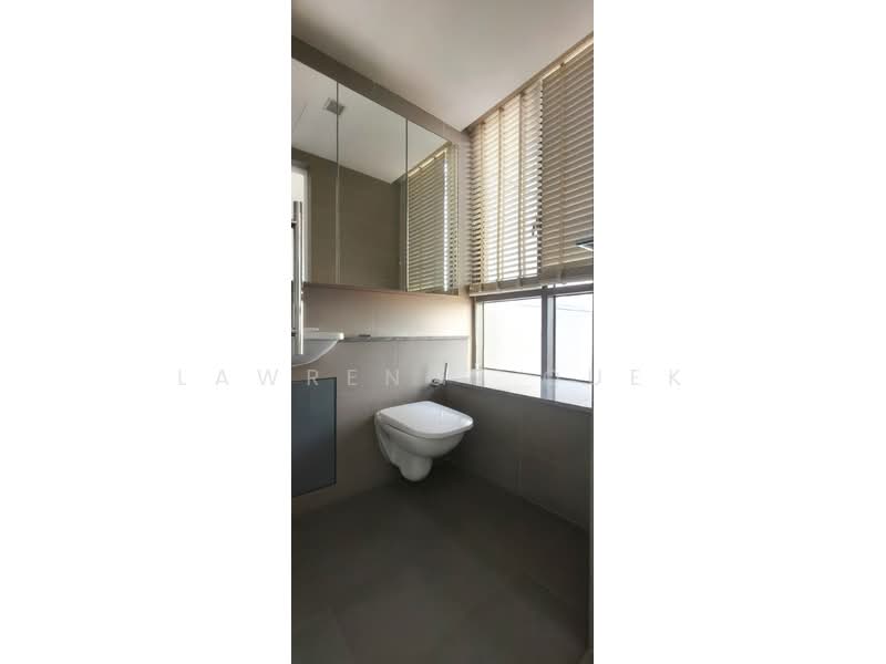 Skyline Residences, 608 Telok Blangah Road, Room Rental, 200 sqft, Condominium For Rent, by Lawrence Quek, 500198516 - Junior Master Bathroom - PropertyGuru.com.sg