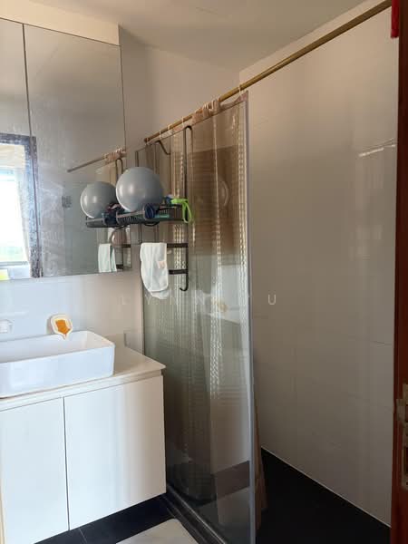 Bishan 8, 61 Bishan Street 21, 3 Bedrooms, 1,162 sqft, Condominium For Sale, by Lynn Yu, 500198521 - Bathroom - PropertyGuru.com.sg