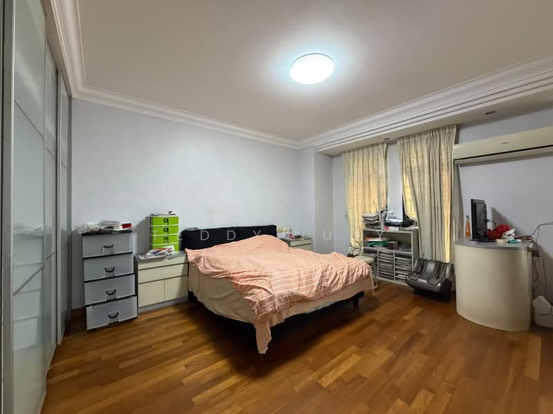 Stratton Walk, Stratton Walk, 5 Bedrooms, 4,500 sqft, Corner Terrace For Rent, by Teddy Juay, 500198523 - Bedroom - PropertyGuru.com.sg