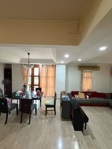 Stratton Walk, Stratton Walk, 5 Bedrooms, 4,500 sqft, Corner Terrace For Rent, by Teddy Juay, 500198523 - Living Room - PropertyGuru.com.sg
