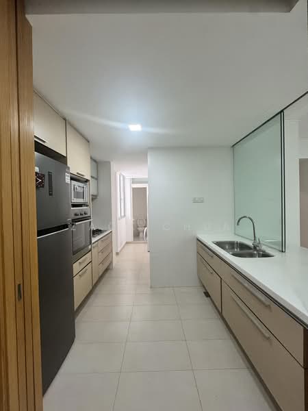 8 @ Mount Sophia, 8 Mount Sophia, 3 Bedrooms, 1,464 sqft, Condominium For Rent, by Zack Chua, 500198524 - Kitchen - PropertyGuru.com.sg