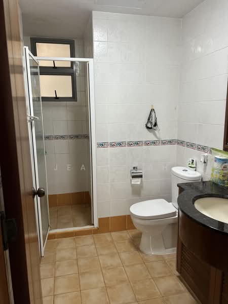 The Florida, 78 Hougang Avenue 7, 3 Bedrooms, 1,292 sqft, Condominium For Sale, by Jean Seah, 500198531 - Bathroom - PropertyGuru.com.sg