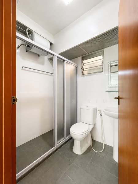 463B Sembawang Drive, 463B Sembawang Drive, 3 Bedrooms, 990 sqft, HDB Flat For Sale, by Marcus Sim, 500198536 - Bathroom - PropertyGuru.com.sg