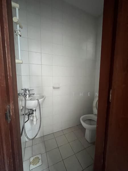 Harbourlights, 66 Telok Blangah Road, 3 Bedrooms, 1,270 sqft, Apartment For Sale, by Yenny Then, 500198538 - Bathroom - PropertyGuru.com.sg