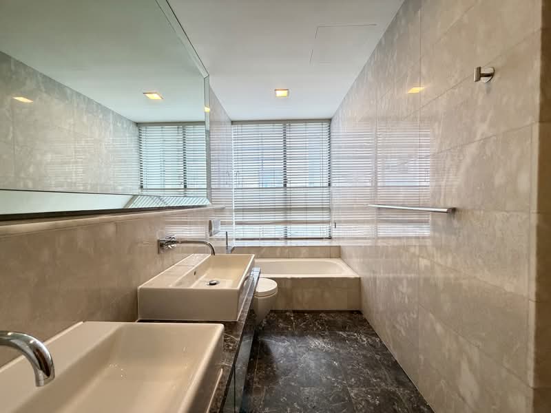 Paterson Suites, 55 Paterson Road, 4 Bedrooms, 2,228 sqft, Condominium For Sale, by Clarie Lim, 500198542 - Bathroom - PropertyGuru.com.sg