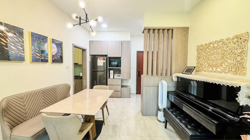 The Sunny Spring, 50 Lorong 40 Geylang, 3 Bedrooms, 1,356 sqft, Apartment For Sale, by Wei Ni Ong, 500198547 - Dining Room - PropertyGuru.com.sg